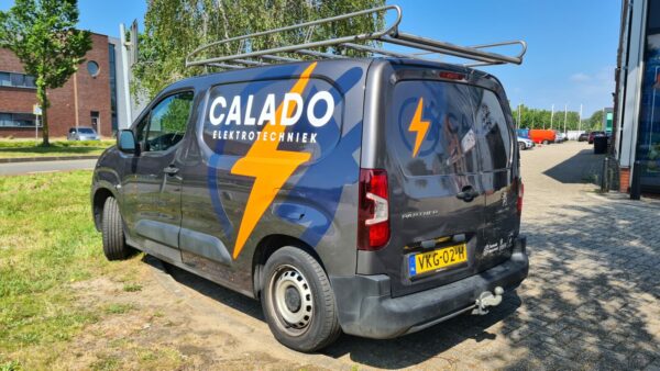 Expointreclame_Caladaelektrotechniek_zijaanzichtlinks