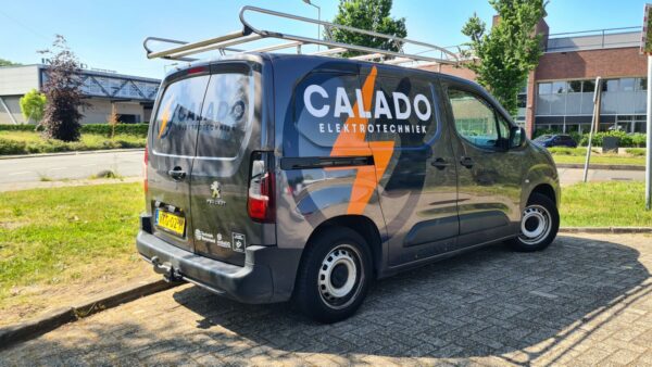 Expointreclame_Caladaelektrotechniek_zijaanzichtrechts