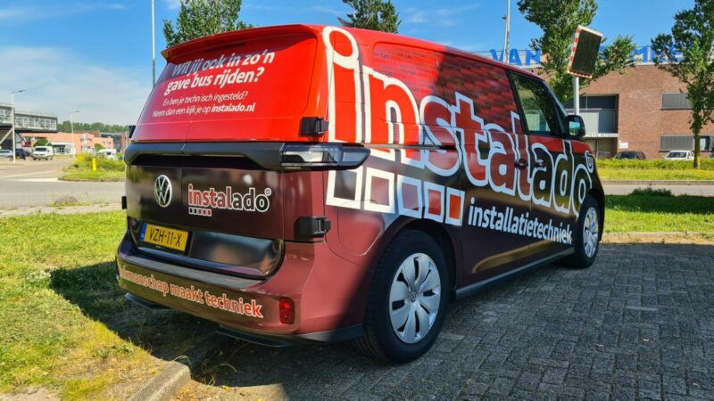 Instalado_zijaanzichtrechts_expointreclame